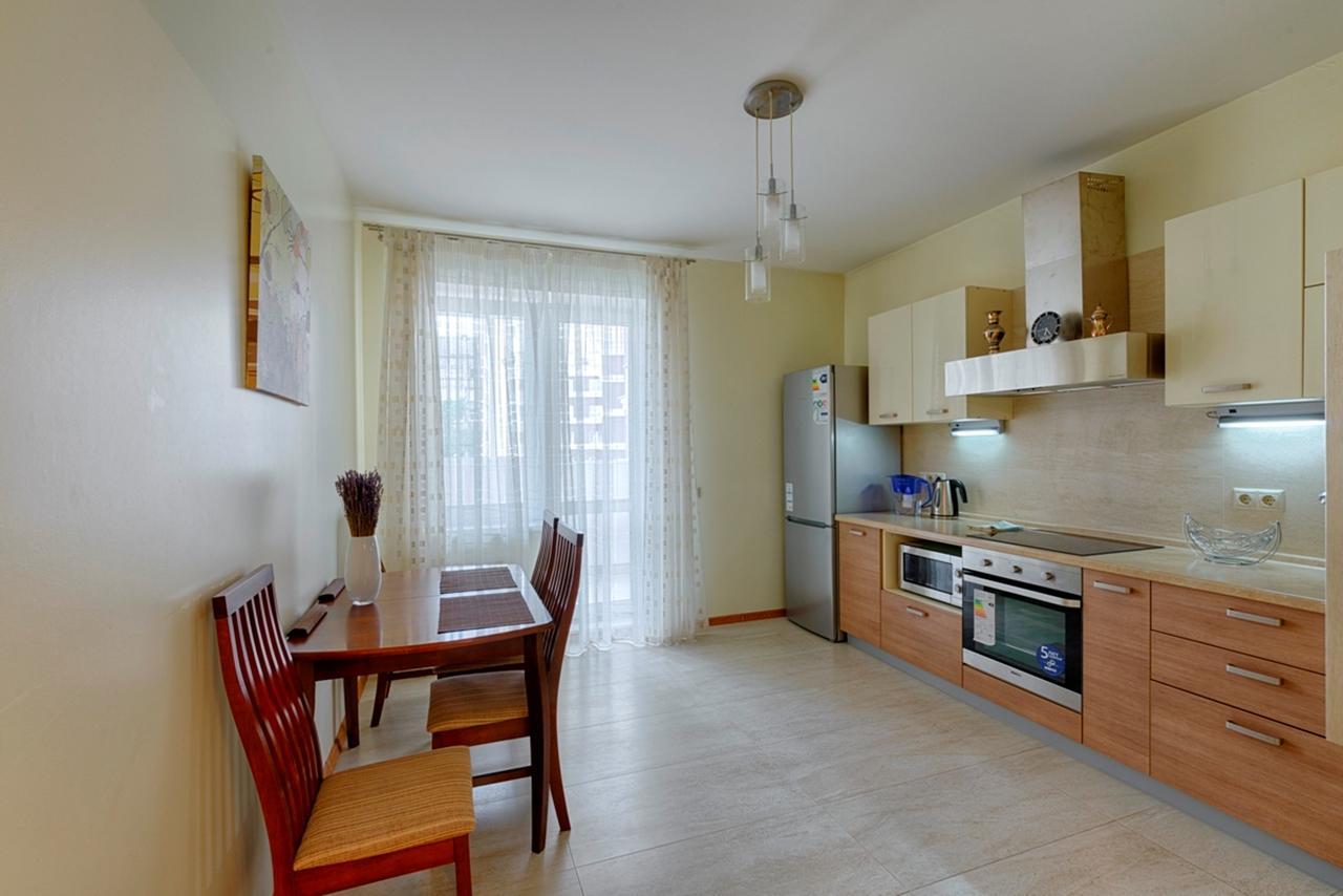 Arenda Apartments - Surganova,5A Minsk Eksteriør billede